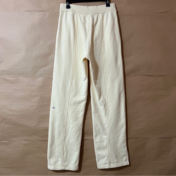 Alo Yoga | High Waist Free Time Straight Leg Sweatpants French Vanilla Size M - Picture 8 of 12